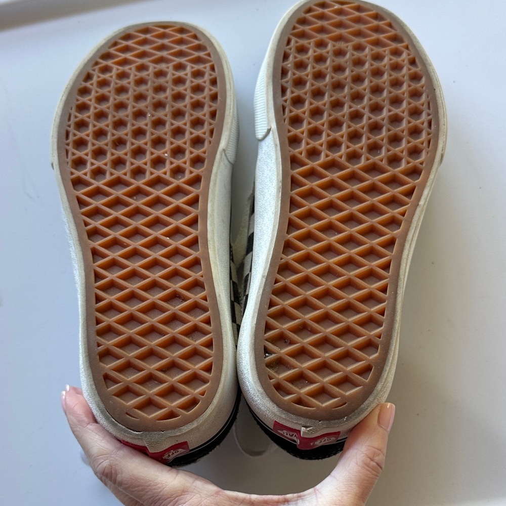 Vans Checkered Black and White Sneakers size 5 - Picture 7 of 7
